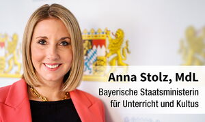 Staatsministerin Anna Stolz